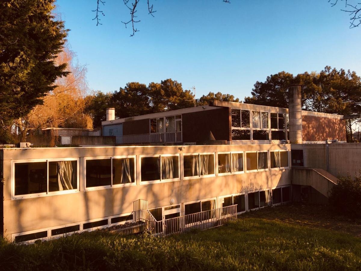 Auberge De Jeunesse Hi Лориан Екстериор снимка